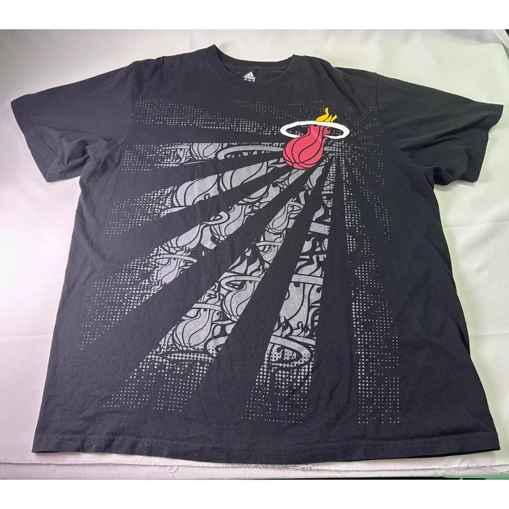 Adidas Miami Heat Basketball Graphic T Shirt Mens 2XL Black Short Sleeve